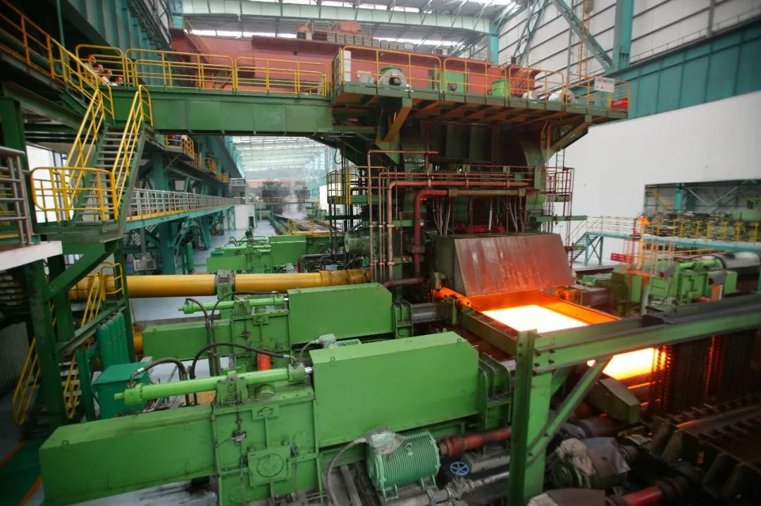 河鋼舞鋼公司研發的新產品抗HIC腐蝕、大厚度超低溫用鋼09MnNiDR（HIC）鋼板全部交付客戶，回廠復檢性能100%合格，獲得用戶高度評價